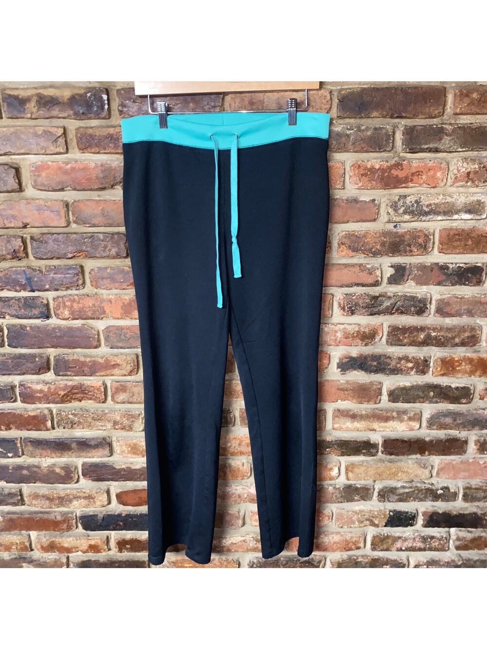 Silverwear Black Seafoam Green Straight Leg Track Sweatpants Women's Size Medium